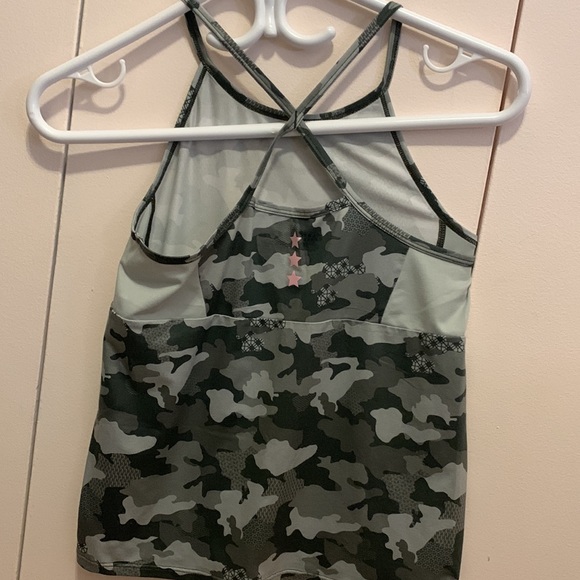 Camo atheletic tank top - Picture 2 of 2